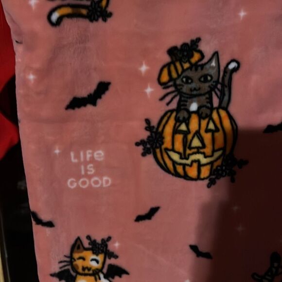 NWT Life is Good Halloween cat throw - Picture 2 of 3